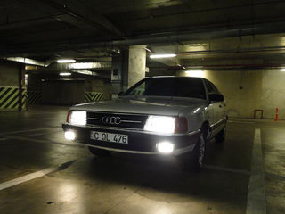 Audi 100 foto 1