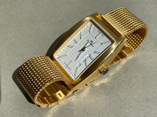 Original Swiss made Jean Marcel watch. фото 1