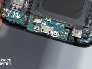 Samsung Galaxy Note 4 Edge (N915)  Nu se încarcă smartphone-ul? Înlocuiți conectorul! foto 1