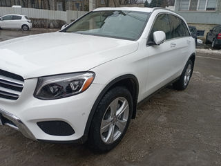 Mercedes GLC foto 9