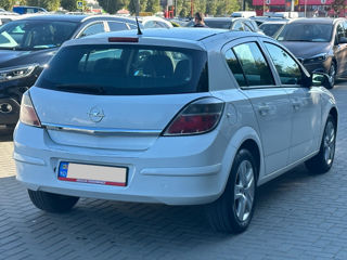 Opel Astra foto 3