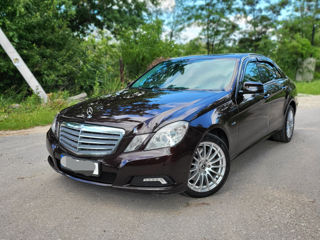 Mercedes E-Class foto 5