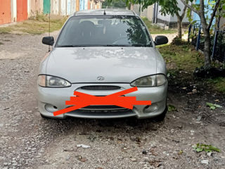 Hyundai Accent foto 1