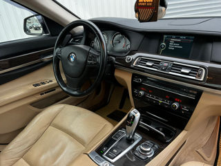 BMW 7 Series foto 6