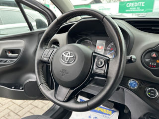 Toyota Yaris foto 11