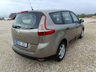 Renault Grand Scenic foto 5