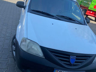 Dacia Logan foto 1