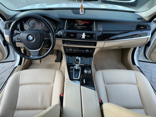 BMW 5 Series foto 12