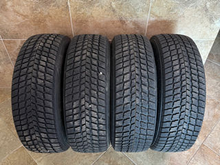 Nexen 235/65 R17