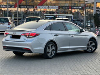 Hyundai Sonata foto 5