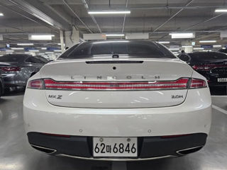 Lincoln MKZ foto 4