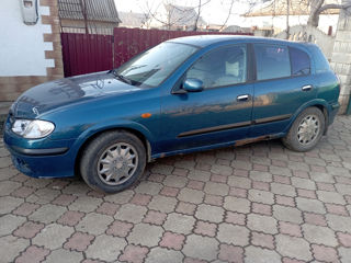 Nissan Almera foto 3