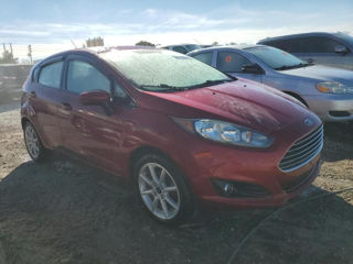 Ford Fiesta foto 3