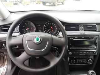 Skoda Superb foto 6