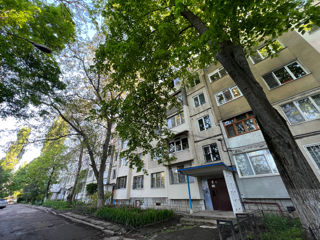 Apartament cu 2 camere, 55 m², Botanica, Chișinău foto 7