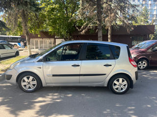 Renault Scenic foto 2