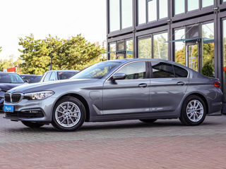 BMW 5 Series foto 5