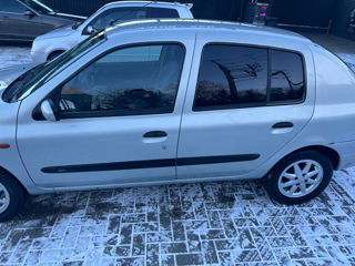 Renault Clio foto 4