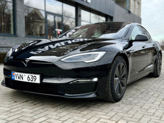 Tesla Model S foto 2