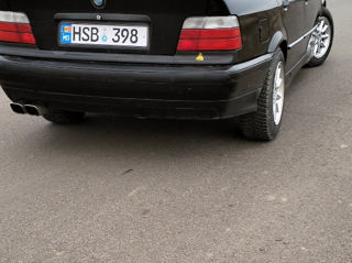 BMW 3 Series foto 6