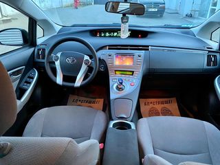 Toyota Prius foto 6