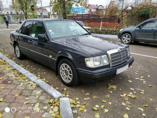 Mercedes Series (W124) foto 5