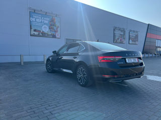 Skoda Superb foto 5