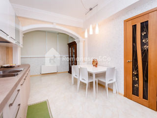 Apartament cu 3 camere, 94 m², Ciocana, Chișinău foto 3