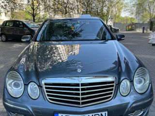 Mercedes E-Class foto 5