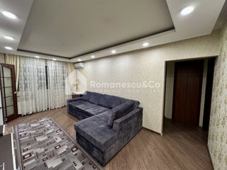 Apartament cu 2 camere, 60 m², Buiucani, Chișinău foto 2