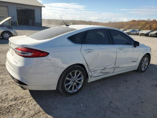 Ford Fusion foto 4