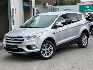 Ford Kuga foto 1