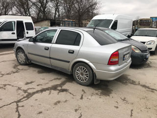 Opel Astra foto 2