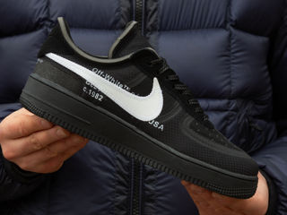 Nike Air Force 1 Low Black x Off-White foto 2