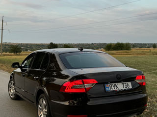 Skoda Superb foto 3