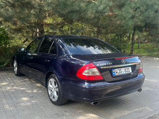 Mercedes E-Class foto 4