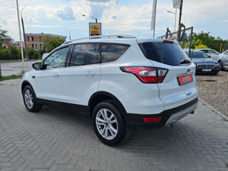 Ford Kuga foto 7