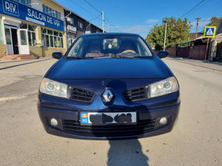 Renault Megane foto 3