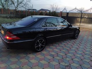 Mercedes S Class foto 2