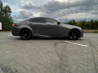 Lexus IS Series foto 2