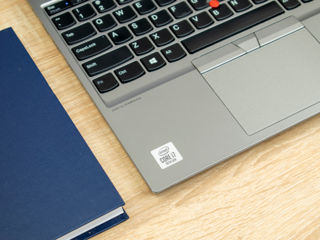Lenovo ThinkPad E15/ Core I7 10510U/ 16Gb Ram/ 256Gb SSD/ 15.6" FHD IPS!! foto 8