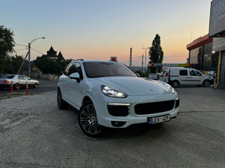 Porsche Cayenne foto 2