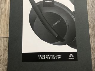 Bose Noise Cancelling Headphones 700 foto 2