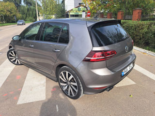 Volkswagen Golf foto 5