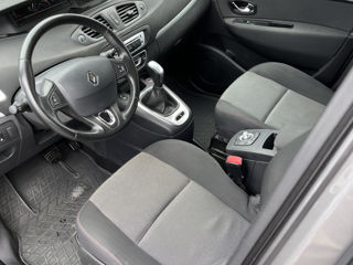 Renault Grand Scenic foto 6