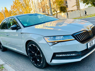 Skoda Superb foto 4