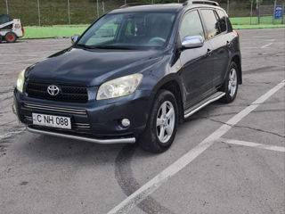 Toyota Rav 4 foto 3