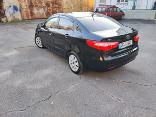 KIA Rio foto 5