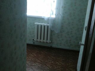 apartament cu 3 odai foto 2