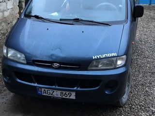 Hyundai Cumpar h200 stricate